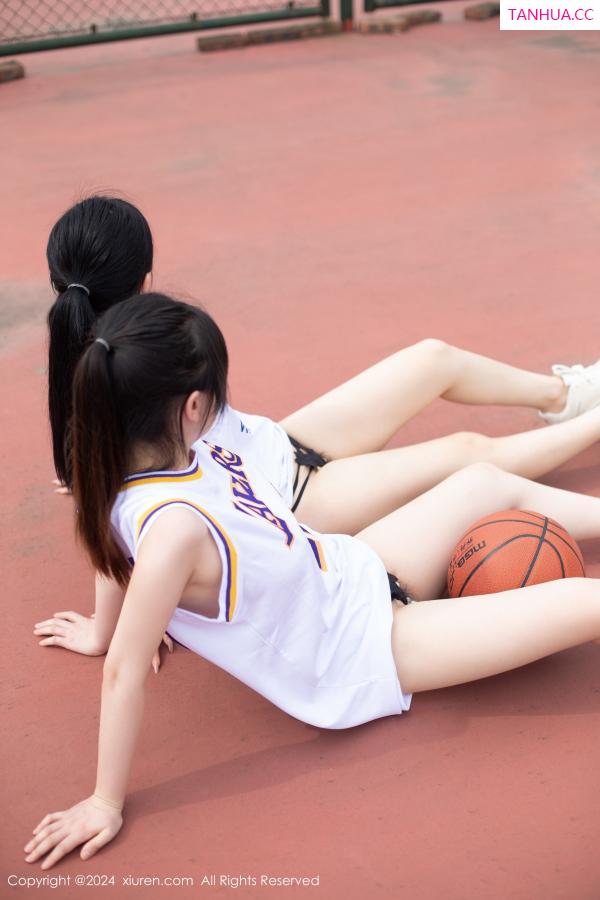   [XiuRen]高清写真图 2024.06.21 No.8744 豆瓣酱 模特合集第47张图片